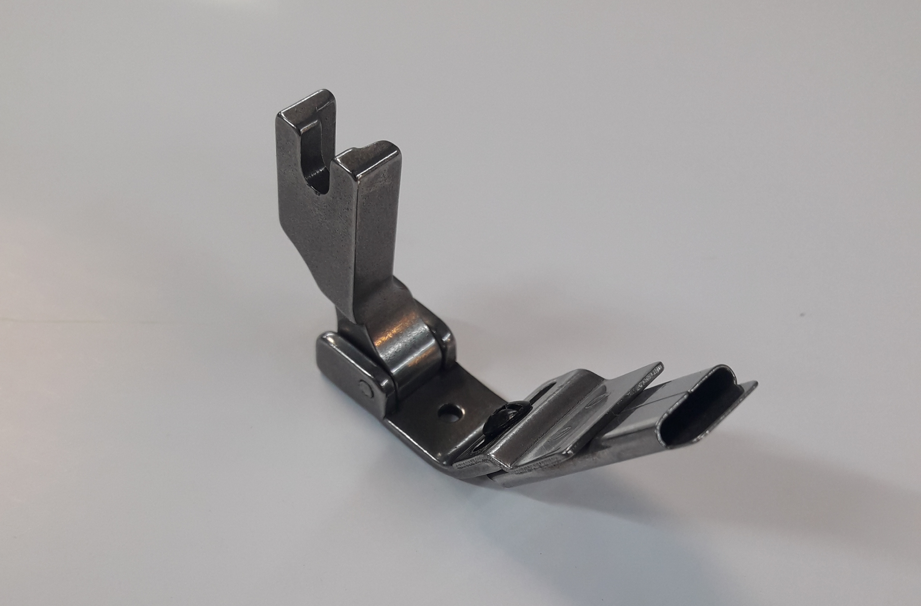 پایه روبان دوزی چرخ راسته